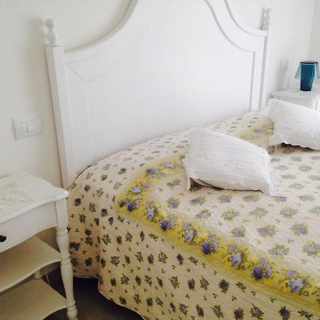 Agriturismo Corte Zucconeヴォルタ・マントヴァーナ 部屋 写真
